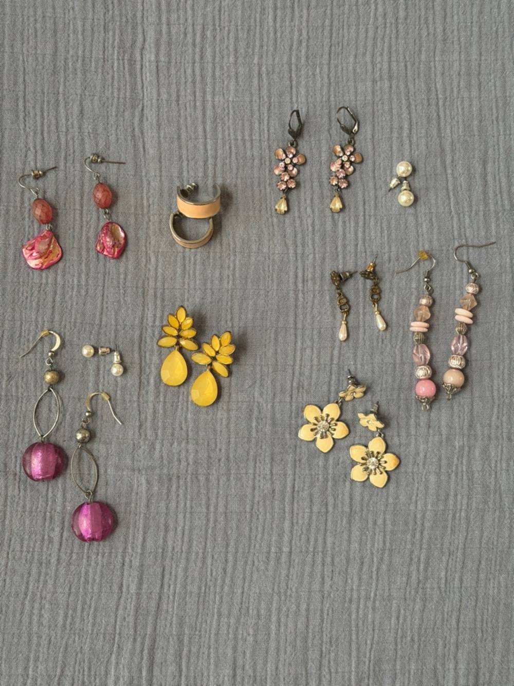 Set of 10 pairs of Earrings EUC